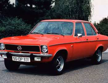 Opel Ascona 1.9 4-door '08.1973–08.1975