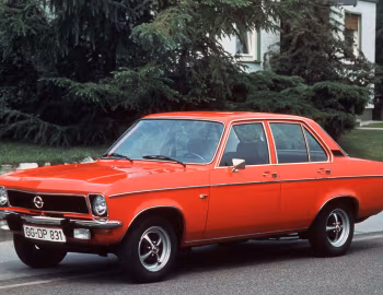Opel Ascona 1.9 4-door '08.1973–08.1975