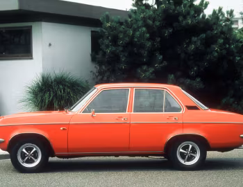 Opel Ascona 1.9 4-door '08.1973–08.1975