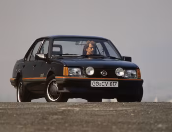 Opel Ascona "Sport" (C1) '1983–84