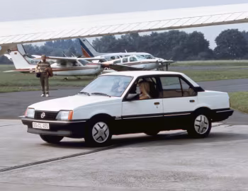 Opel Ascona SR [Worldwide] (C1) '08.1981–10.1984