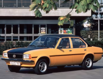 Opel Ascona 1.9 SR 4-door (B) '1975–79