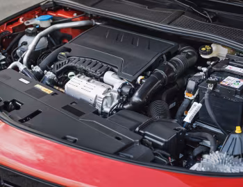 Bajo el capó Opel Astra GS Line [Worldwide] (L) '02.2022–25