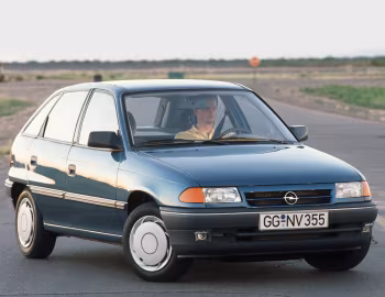 Opel Astra 5-door (F) '08.1991–94