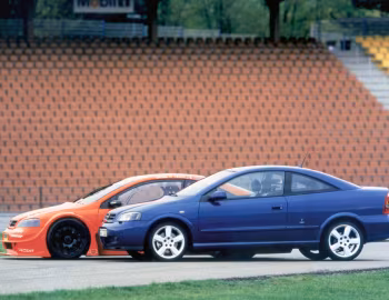 Opel Astra Coupe (G) '2000–04