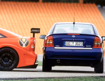 Opel Astra Coupe (G) '2000–04