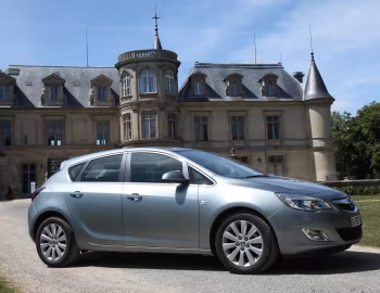 Opel Astra CDTI (J) '2009–12