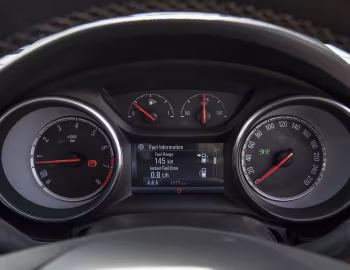 Dashboard Opel Astra 1.4i [South Africa] (K) '2016–19