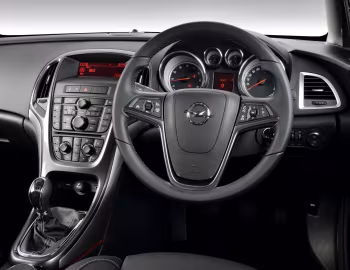 Торпедо Opel Astra Sedan [South Africa] (J) '2013–18
