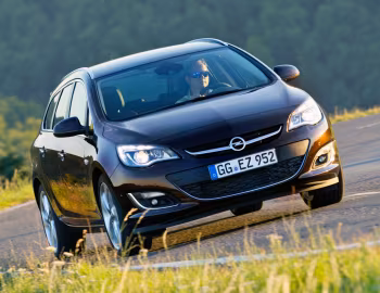 Opel Astra Sports Tourer (J) '2012–15