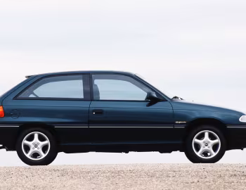 Opel Astra "California" 3-door [Germany] (F) '03–07.1994