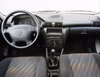 Panel frontal Opel Astra Dream 3-door (F) '06.1996–12.1997