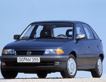 Opel Astra 5-door (F) '08.1991–94