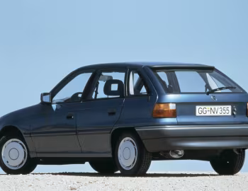 Opel Astra 5-door (F) '08.1991–94