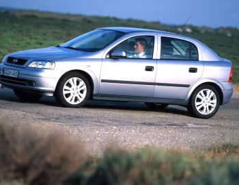 Opel Astra 5-door (G) '1998–2004
