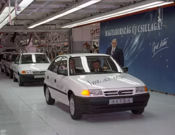 Opel Astra 5-door (F) '08.1991–94