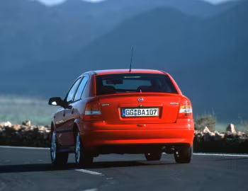 Opel Astra 5-door (G) '1998–2004