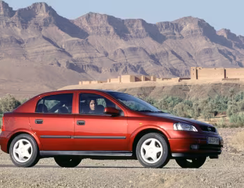 Opel Astra 5-door (G) '1998–2004