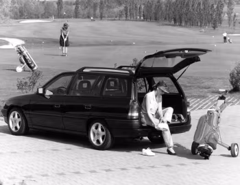 Opel Astra Caravan 16V (F) '08.1993–07.1994