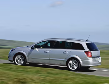 Opel Astra Caravan 1.8 (H) '10.2004–11.2006