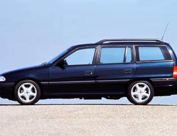 Opel Astra Caravan 16V (F) '08.1993–07.1994