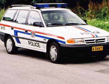 Opel Astra GLS Caravan Police [Luxembourg] (F) '1991–94