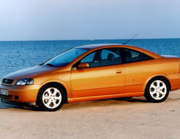 Opel Astra Coupe (G) '2000–04
