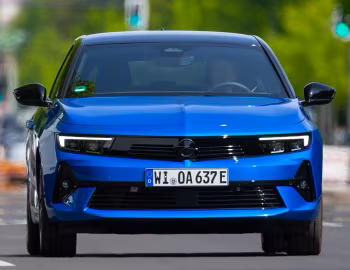 Opel Astra Electric [Worldwide] (L) '2023–25