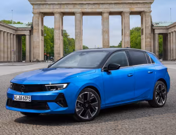 Opel Astra Electric [Worldwide] (L) '2023–25