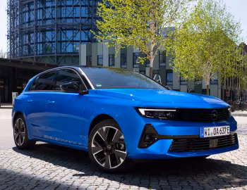 Opel Astra Electric [Worldwide] (L) '2023–25