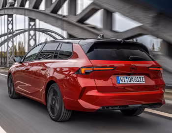 Opel Astra Electric Sports Tourer [Worldwide] (L) '2023–25