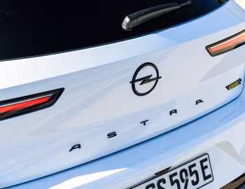 Opel Astra GSe [Worldwide] (L) '2023–25