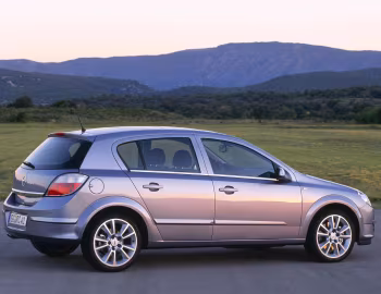 Opel Astra Hatchback (H) '2004–07