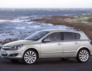 Opel Astra Hatchback 1.9 CDTI (H) '2007–14