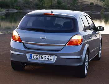 Opel Astra Hatchback (H) '2004–07