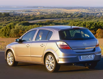 Opel Astra Hatchback (H) '2004–07