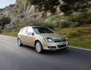 Opel Astra Hatchback 2.0 turbo [South Africa] (H) '2004–07