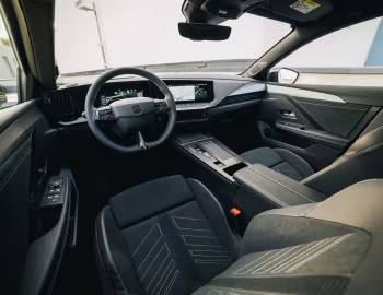 Interior Opel Astra Hybrid Ultimate [Worldwide] (L) '2026