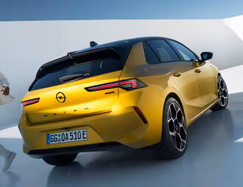 Opel Astra Plug-in Hybrid Ultimate [Worldwide] (L) '02.2022–25