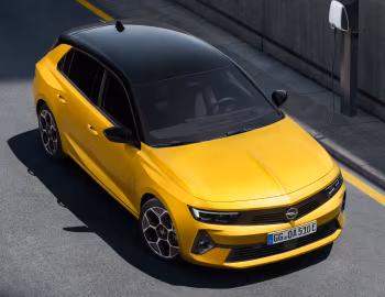 Opel Astra Plug-in Hybrid Ultimate [Worldwide] (L) '02.2022–25
