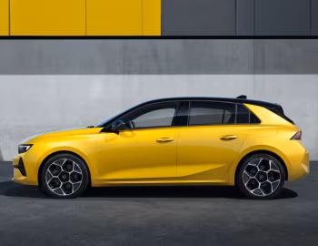 Opel Astra Plug-in Hybrid Ultimate [Worldwide] (L) '02.2022–25