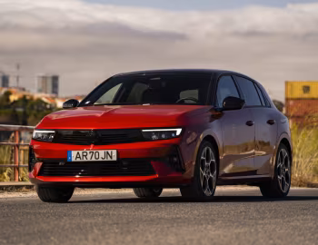 Opel Astra Plug-in Hybrid GS Line [Worldwide] (L) '2022–25