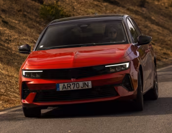 Opel Astra Plug-in Hybrid GS Line [Worldwide] (L) '2022–25