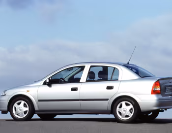 Opel Astra Sedan (G) '1998–2004