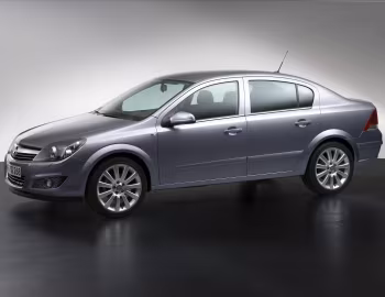 Opel Astra Sedan (H) '2007–14