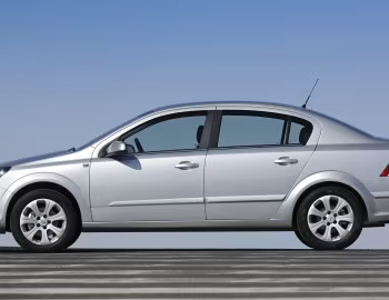 Opel Astra Sedan (H) '2007–14
