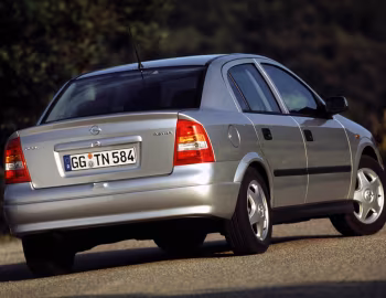Opel Astra Sedan (G) '1998–2004