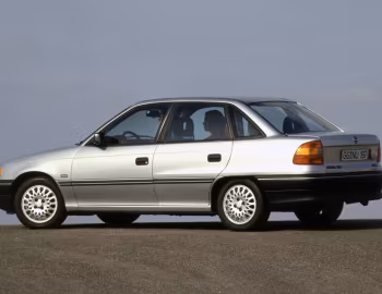 Opel Astra CD Sedan (F) '05.1992–07.1994