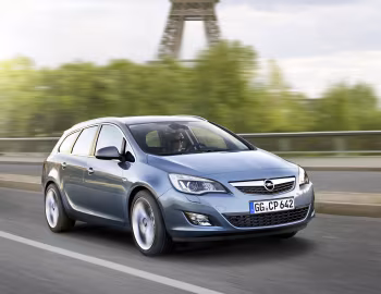 Opel Astra Sports Tourer (J) '2010–12