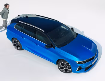 Opel Astra Ultimate Sports Tourer [Worldwide] (L) '2022–25